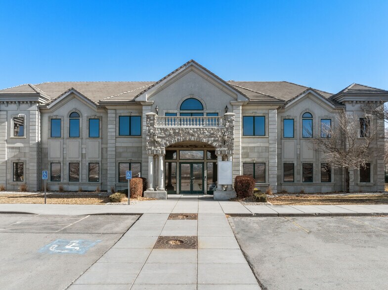 14039 Minuteman Dr, Draper, UT à louer - Photo du bâtiment - Image 3 de 10