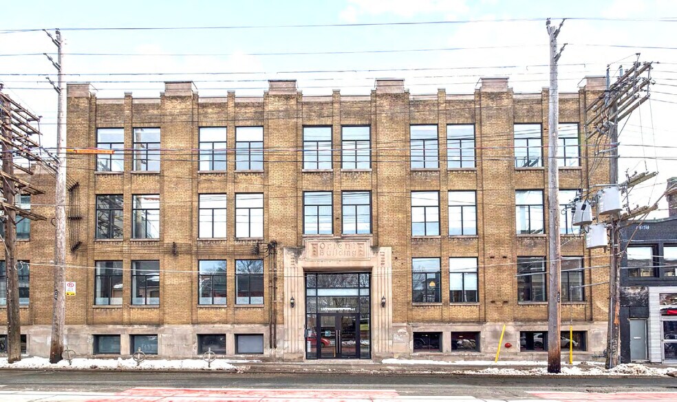 183 Bathurst St, Toronto, ON à louer - Photo du bâtiment - Image 1 de 32
