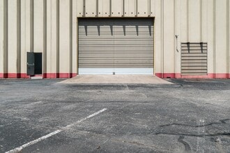 12317 Technology Blvd, Austin, TX for lease Building Photo- Image 2 of 28