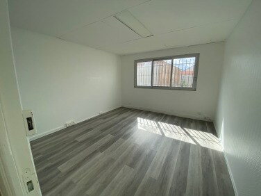 78 Rue Des Roches, Montreuil for lease - Interior Photo - Image 2 of 6