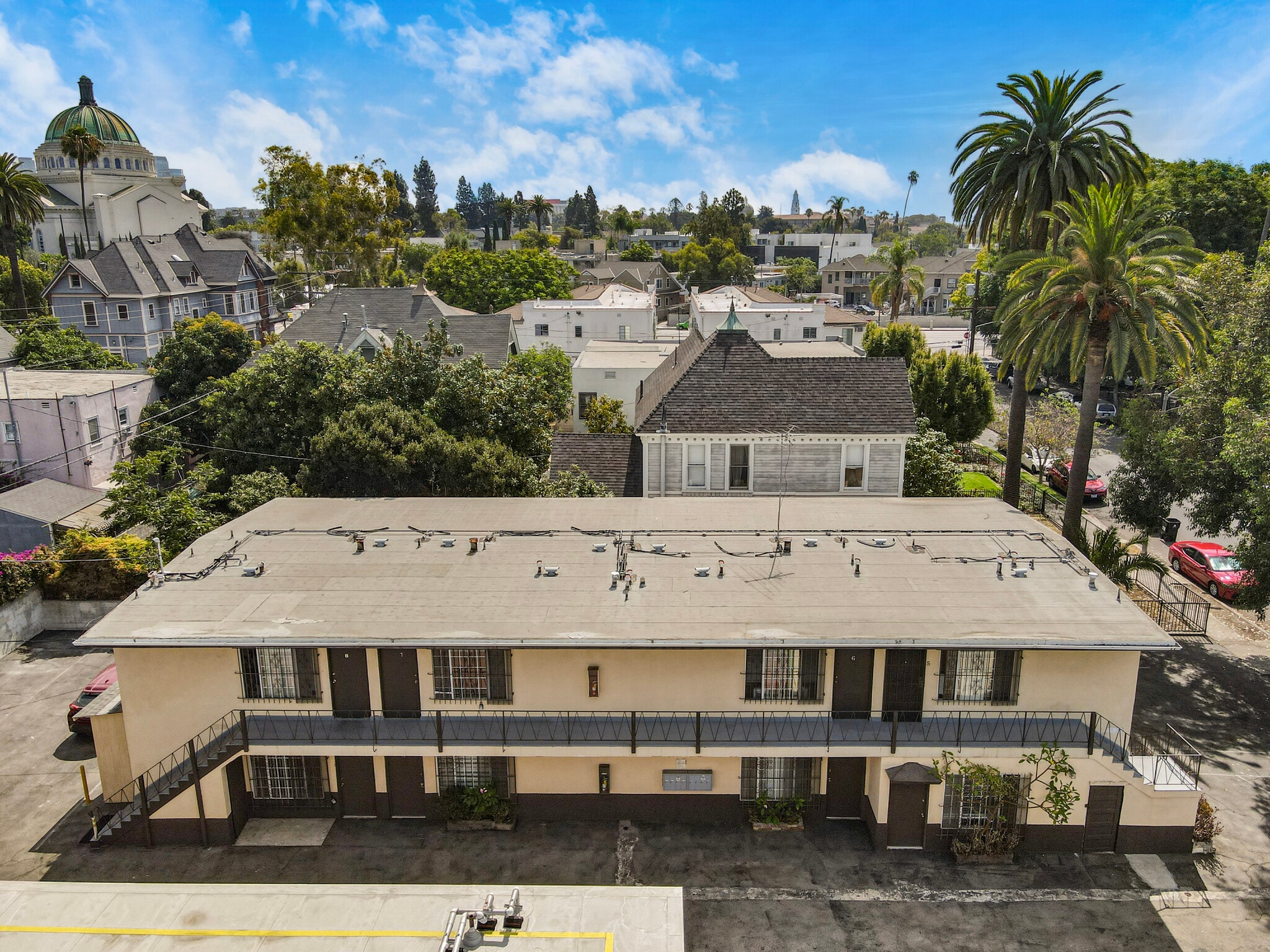 1143 W 28th St, Los Angeles, CA à vendre Photo du bâtiment- Image 1 de 34