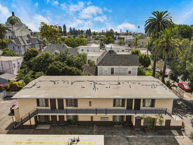 More details for 1143 W 28th St, Los Angeles, CA - Multifamily for Sale