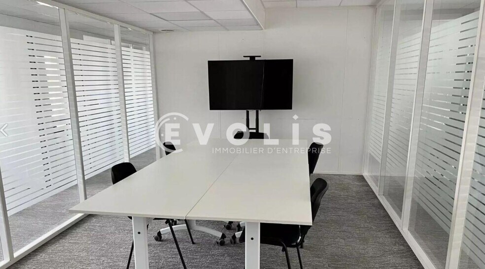 Bureau dans Boulogne-Billancourt à louer - Photo du bâtiment - Image 3 de 10