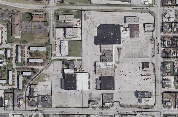 107-245 S Mattis Ave, Champaign, IL à vendre - Photo principale - Image 1 de 4