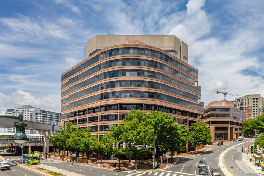 8401 Colesville Rd, Silver Spring, MD for sale - Primary Photo - Image 1 of 1