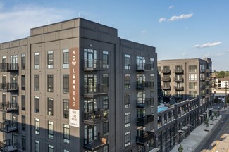 Plus de détails pour 300 E 5th Ave, Columbus, OH - Vente au détail à louer