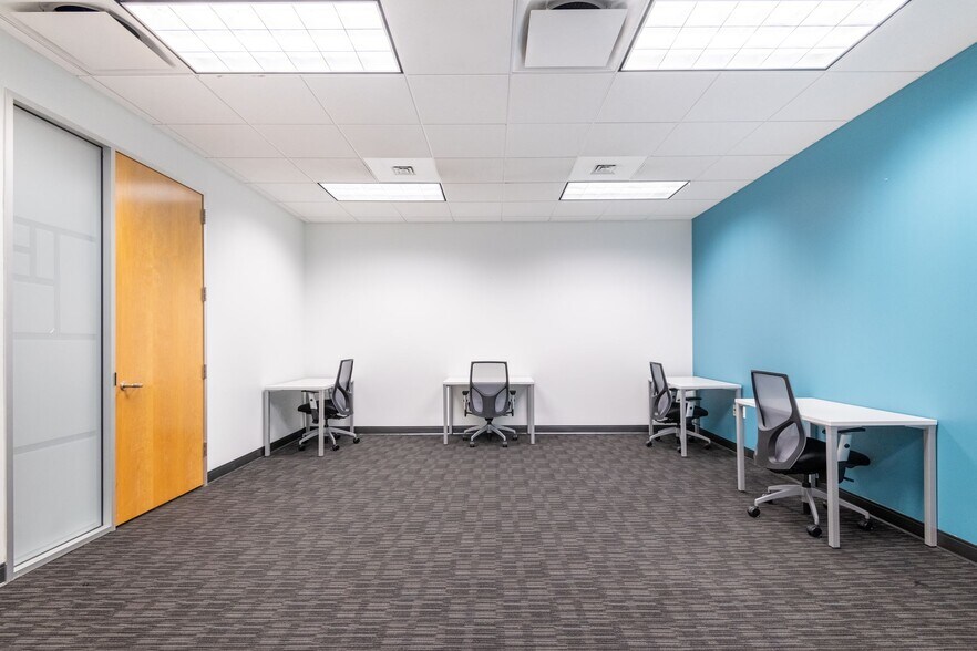 4445 Eastgate Mall, San Diego, CA à louer - Photo intérieure - Image 2 de 14