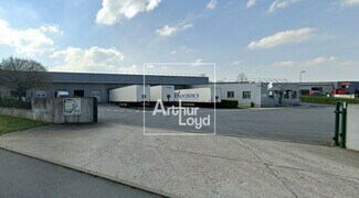 Plus de détails pour Local d'activités à louer
