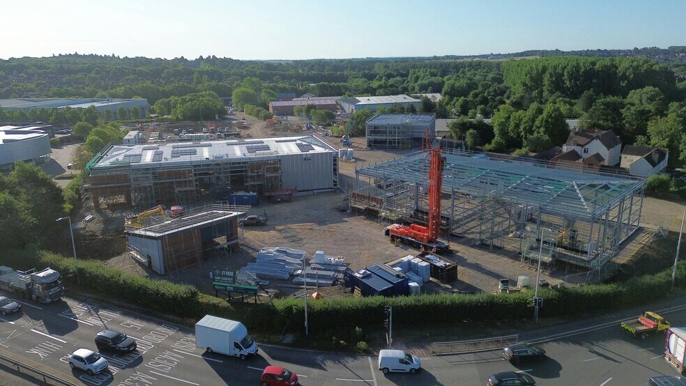 Old Tiffield Rd, Towcester à louer - Photo du bâtiment - Image 3 de 11