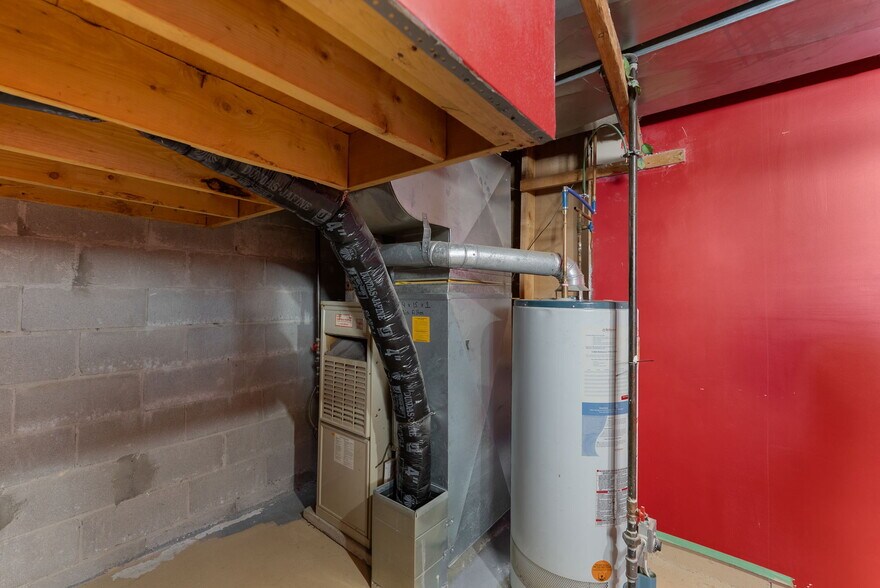 29 Laren St, Wahnapitae, ON à vendre - Photo intérieure - Image 3 de 76