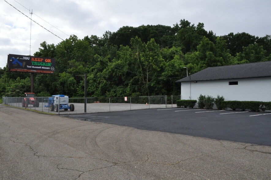 4701 Hubbs Ln, Knoxville, TN for sale - Building Photo - Image 3 of 33