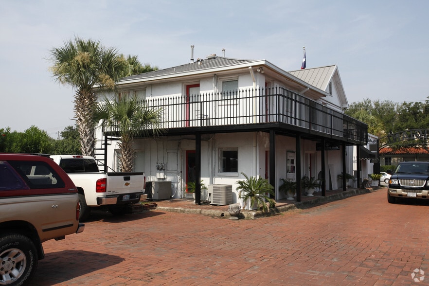 2501 S Shepherd Dr, Houston, TX for lease - Building Photo - Image 3 of 7