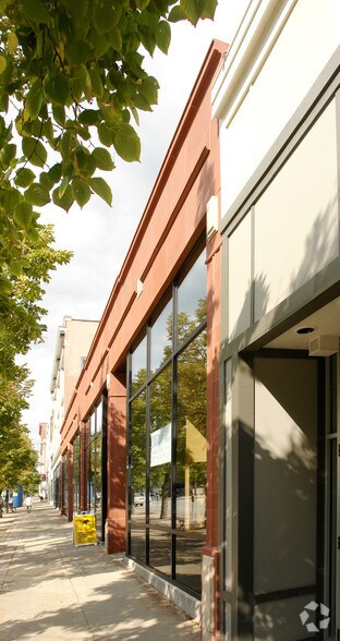 723-731 Main St, Buffalo, NY à louer - Photo du bâtiment - Image 3 de 3