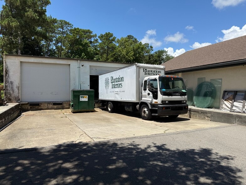 10 Target Rd, Hilton Head Island, SC for sale - Building Photo - Image 2 of 20