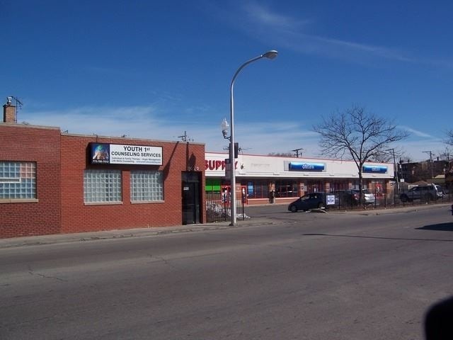 2020 W 79th St, Chicago, IL for lease Primary Photo- Image 1 of 7