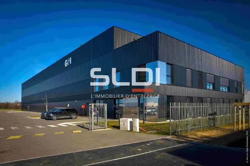 Flex dans Genas à louer - Photo du bâtiment - Image 2 de 3