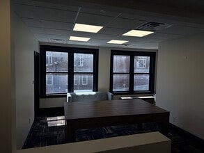33 E Pittsburgh St, Greensburg, PA for lease Interior Photo- Image 1 of 11