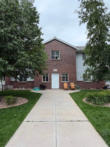 3704 I Ave, Kearney, NE for sale - Building Photo - Image 1 of 6