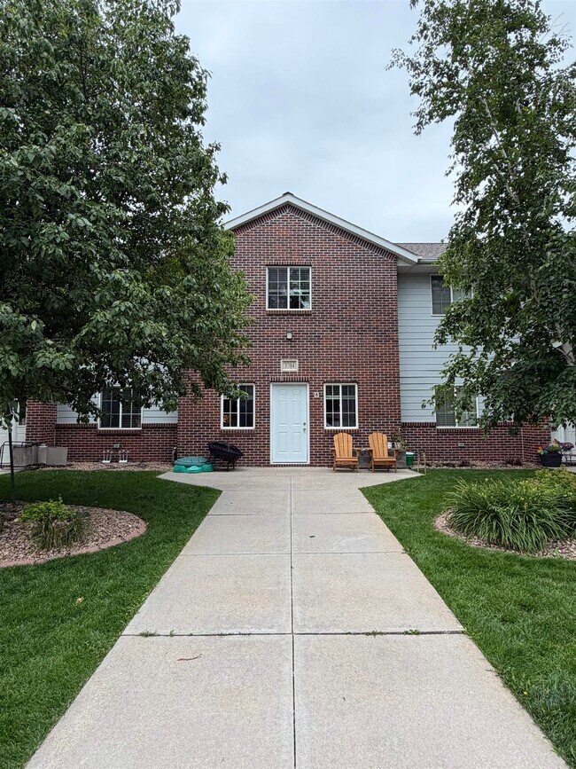 More details for 3704 I Ave, Kearney, NE - Multifamily for Sale