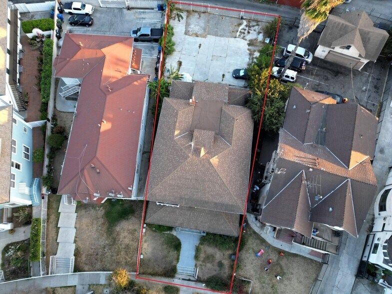 1324 S Westlake Ave, Los Angeles, CA à vendre - Photo du bâtiment - Image 3 de 23