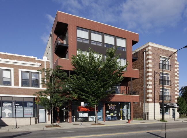 Plus de détails pour 4962 N Milwaukee Ave, Chicago, IL - Commerce de détail à vendre