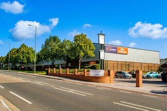 Plus de détails pour 242-248 Gosport Rd, Fareham - Local d'activités à louer