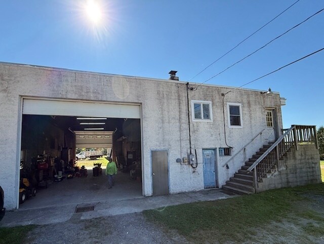 12 Fox Farm Rd, Phillipsburg, NJ à vendre - Photo du bâtiment - Image 3 de 7