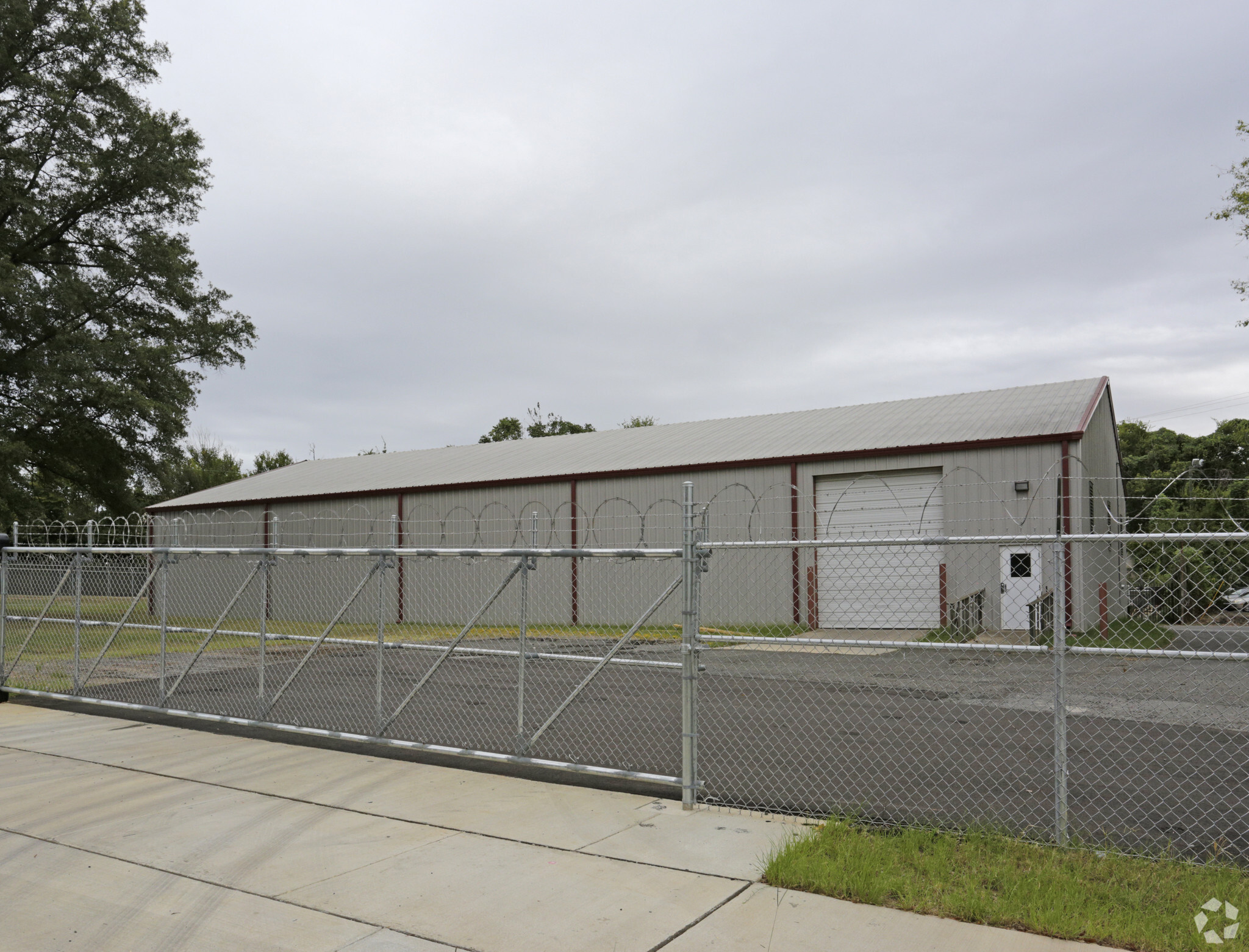 1135 N Tryon St, Charlotte, NC for lease Primary Photo- Image 1 of 3