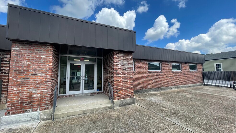 2407 Bienville St, New Orleans, LA à louer - Photo du bâtiment - Image 3 de 8