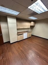 4300 Long Beach Blvd, Long Beach, CA for lease Interior Photo- Image 1 of 4