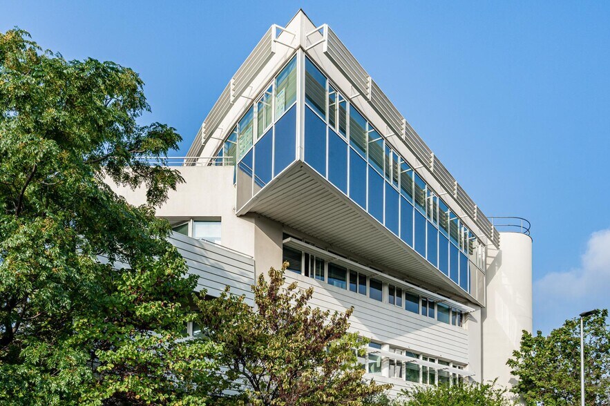 450 Rue Baden Powell, Montpellier for lease - Building Photo - Image 2 of 40