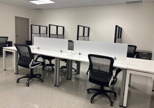 2515 Meadowpine Blvd, Mississauga, ON for lease Interior Photo- Image 2 of 5