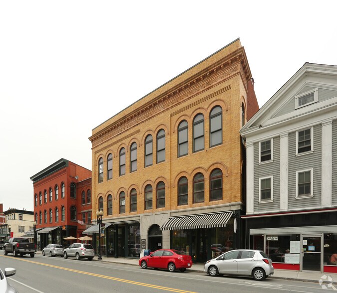 45 Park St, Adams, MA for lease - Building Photo - Image 2 of 4