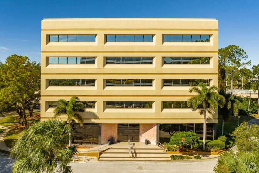 26750 US Highway 19 N, Clearwater, FL à louer - Photo du bâtiment - Image 3 de 12