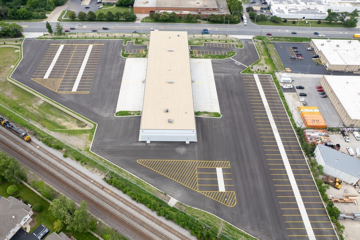 3600 W 127th St, Alsip, IL for lease Building Photo- Image 1 of 8