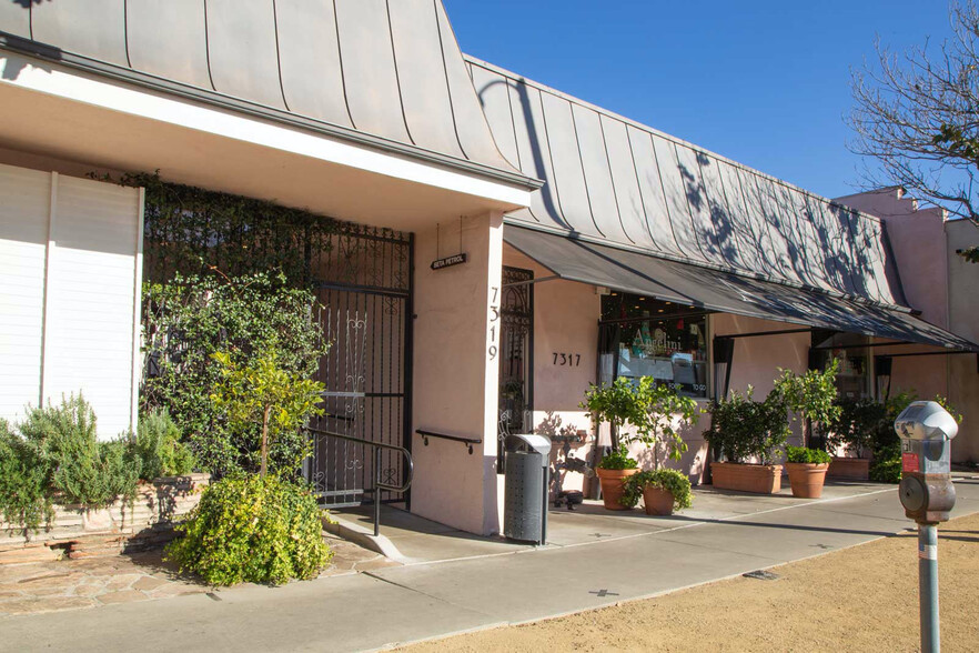 7317 Beverly Blvd, Los Angeles, CA for sale - Building Photo - Image 1 of 1