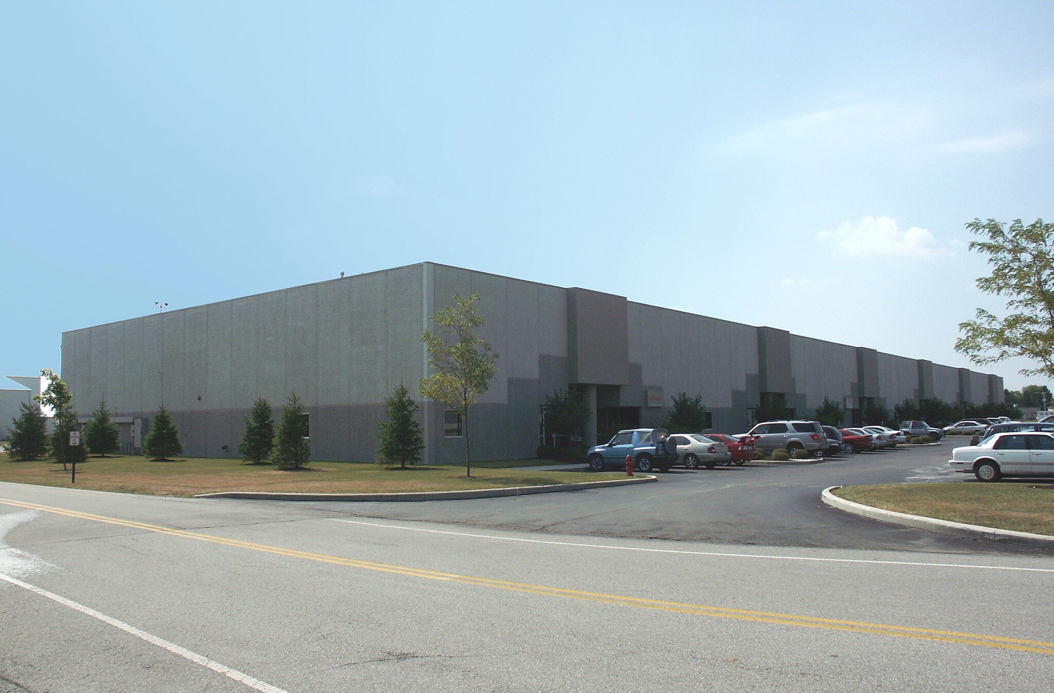 7280 Alum Creek Dr, Columbus, OH for lease Building Photo- Image 1 of 3