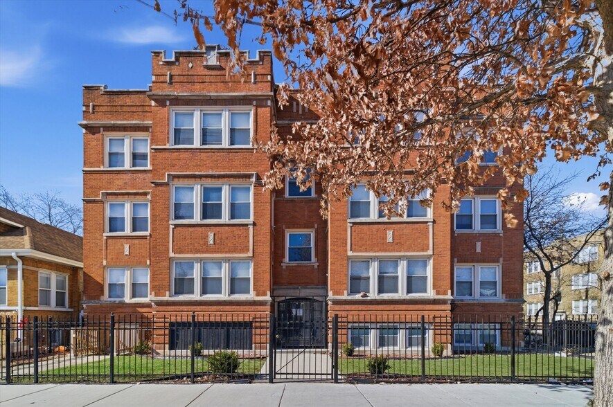 6400 S Fairfield Ave, Chicago, IL à vendre - Photo principale - Image 1 de 8