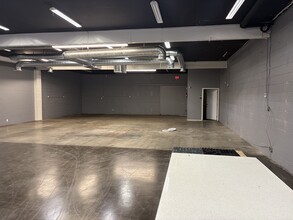 316 E 4th St, Perris, CA à louer Photo intérieure- Image 1 de 7