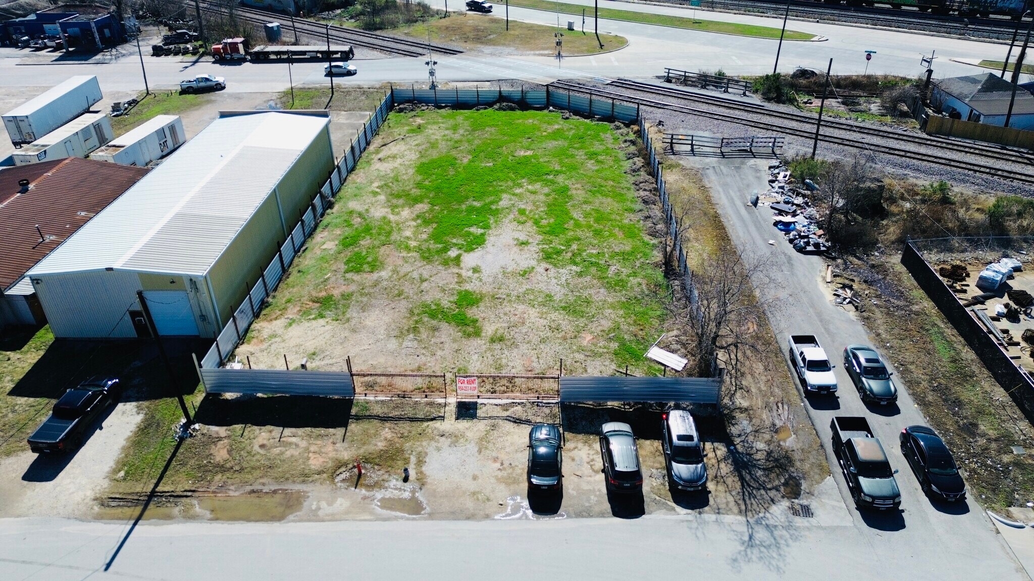2323 Daugherty St, Houston, TX for lease Primary Photo- Image 1 of 9