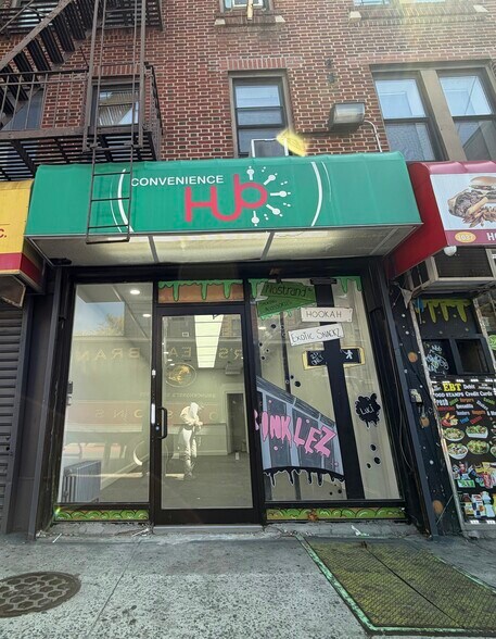 308 Sterling St, Brooklyn, NY à louer - Photo du bâtiment - Image 2 de 4