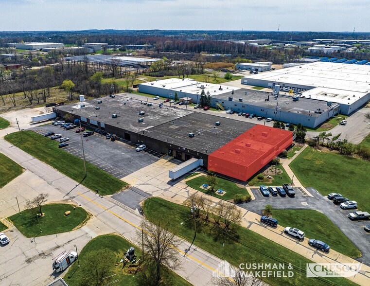 1263 S Chillicothe Rd, Aurora, OH à louer - Photo du bâtiment - Image 1 de 6