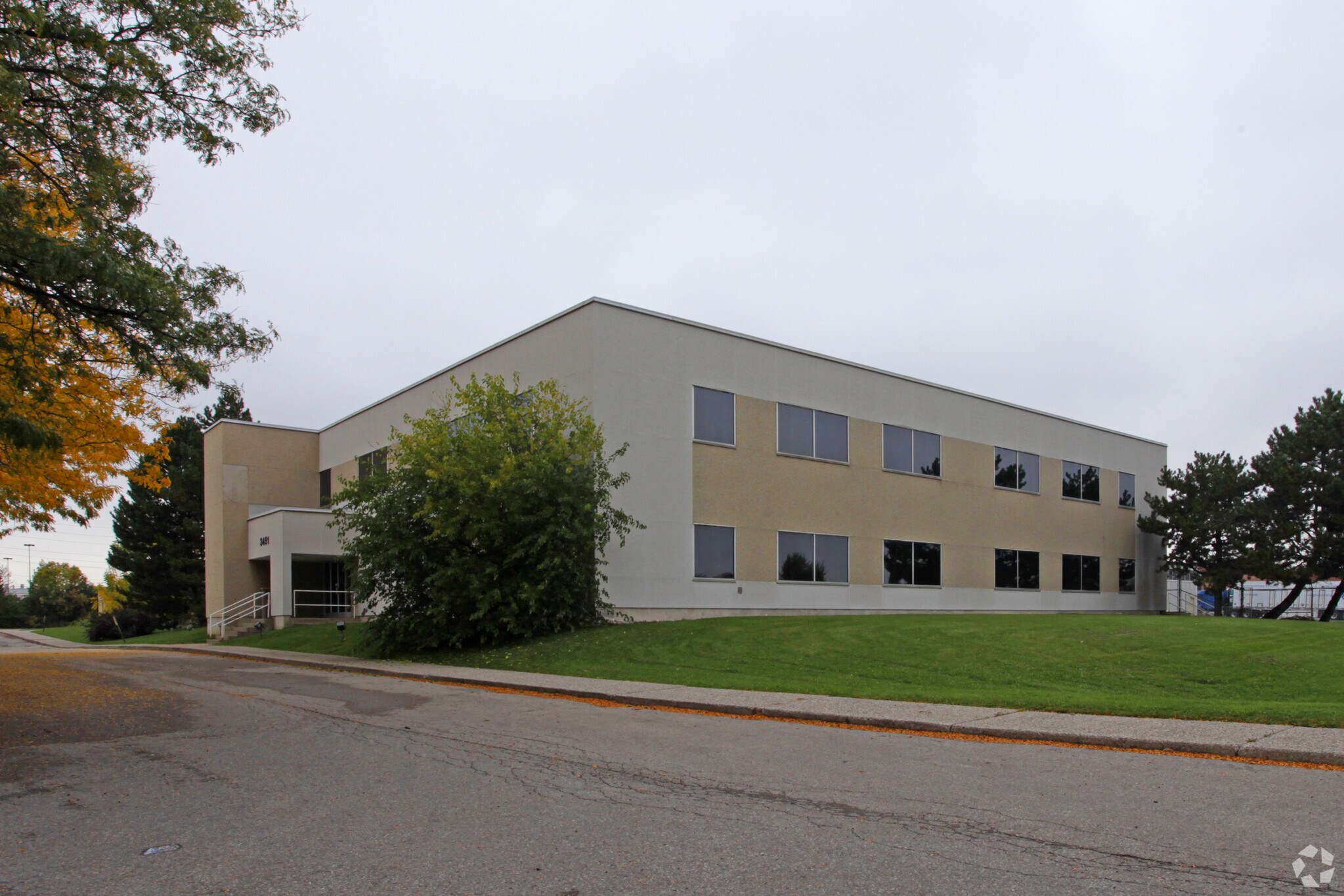 3451 Erindale Station Rd, Mississauga, ON à vendre Photo principale- Image 1 de 1