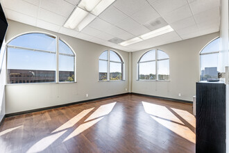 9235 Katy Fwy, Houston, TX for lease Interior Photo- Image 2 of 6