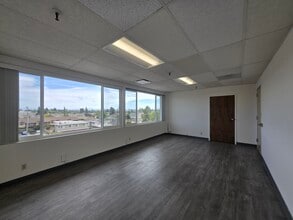 14895 E 14th St, San Leandro, CA à louer Photo intérieure- Image 1 de 3
