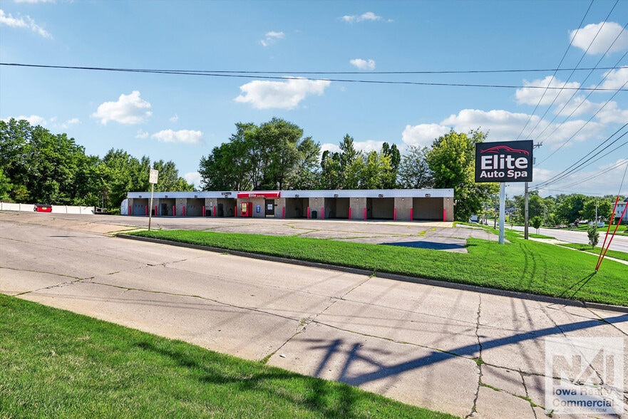 665 Keyes Ct, Marion, IA à vendre - Photo du bâtiment - Image 1 de 20