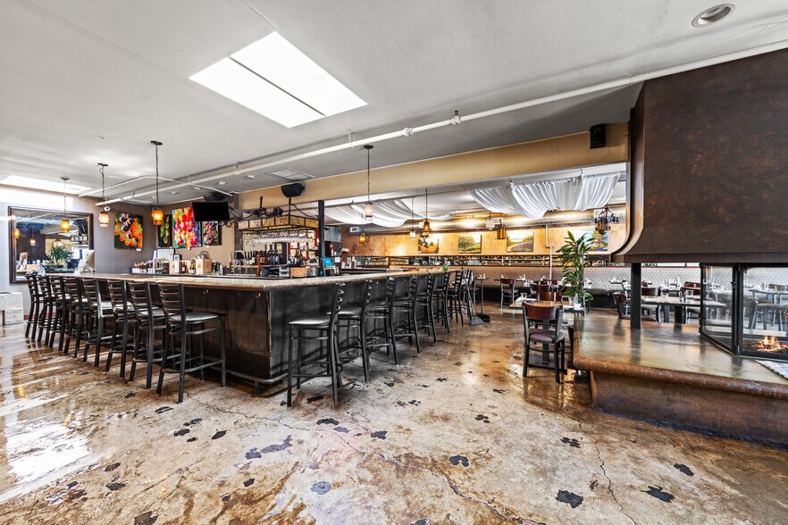 2879 Grand Ave, Los Olivos, CA à vendre - Photo du bâtiment - Image 3 de 12