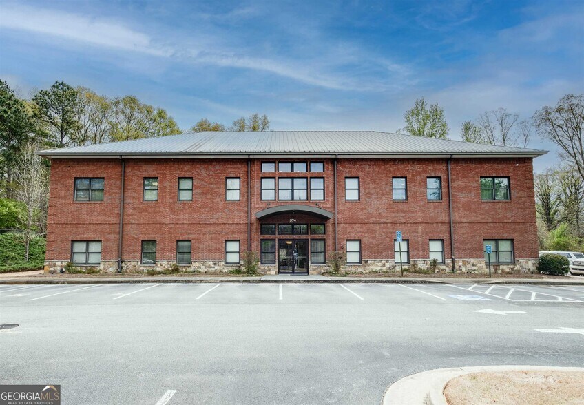 574 Conyers Rd, Loganville, GA à vendre - Photo du bâtiment - Image 1 de 38