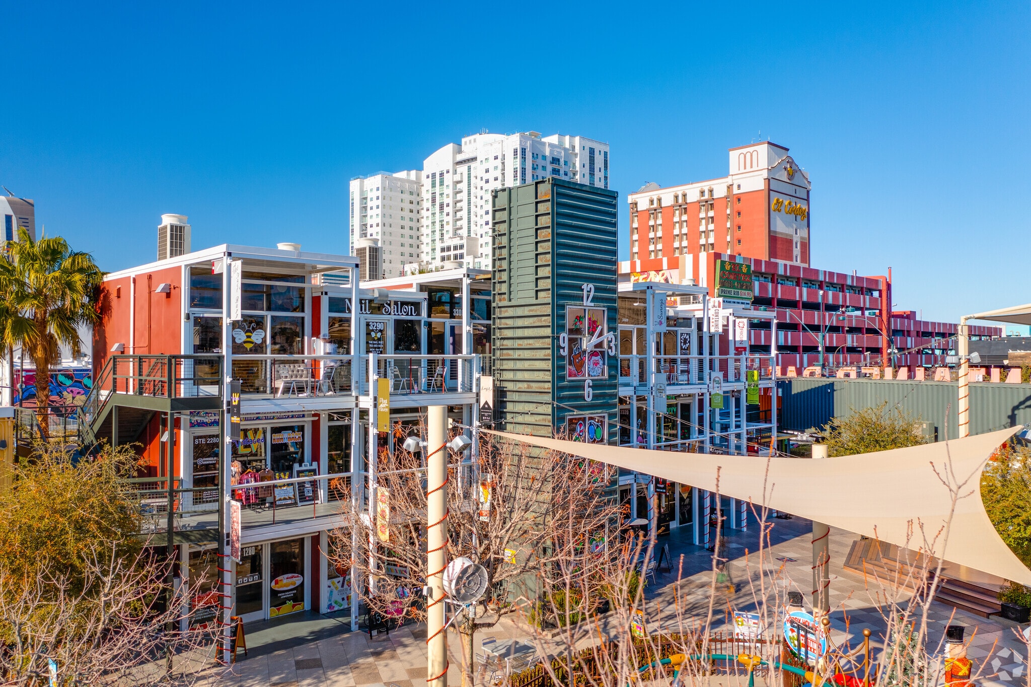 707 Fremont St, Las Vegas, NV à louer Photo principale- Image 1 de 27