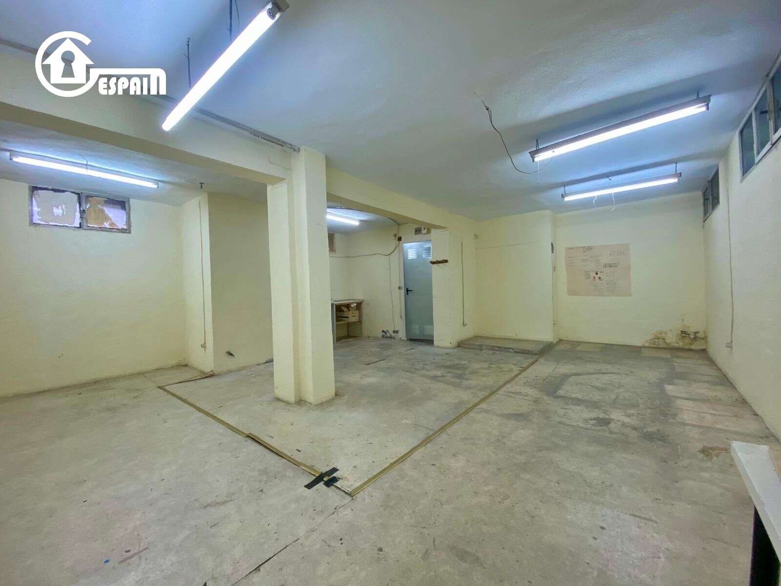 Multifamily in Madrid, Madrid for sale Building Photo- Image 1 of 2